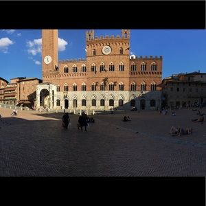 Meet your Posher, Cap